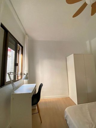 Piso en alquiler en Tres Huertas - El Torrejón - El Cerezo en Sevilla