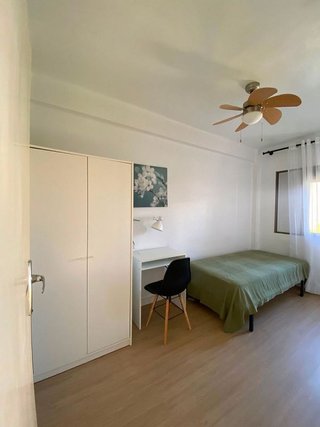 Piso en alquiler en Tres Huertas - El Torrejón - El Cerezo en Sevilla