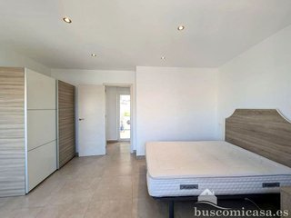 Ático en alquiler en Linares