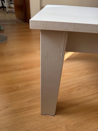 Mesa de centro blanca de madera