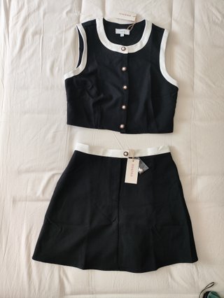 Falda negra talla M