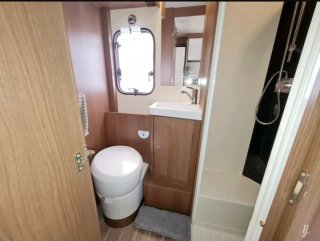 AUTOCARAVANA.Ford continental 2019