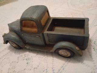 Camioneta Antigua Resina Shude