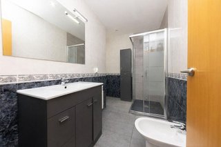 Piso en venta en La Maurina en Terrassa