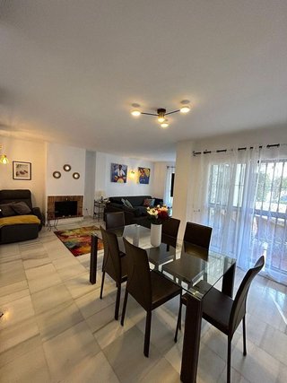 Piso en alquiler en Los Naranjos - Las Brisas en Marbella