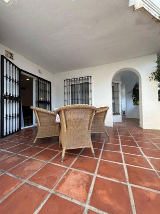 Piso en alquiler en Los Naranjos - Las Brisas en Marbella