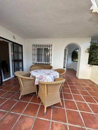 Piso en alquiler en Los Naranjos - Las Brisas en Marbella