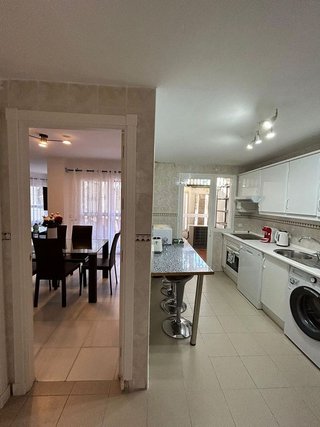 Piso en alquiler en Los Naranjos - Las Brisas en Marbella