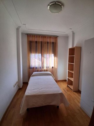 Piso en venta en Feria en Albacete