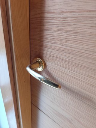 Puertas de madera maciza