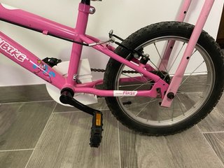 Bicicleta infantil rosa DENBIKE 16”