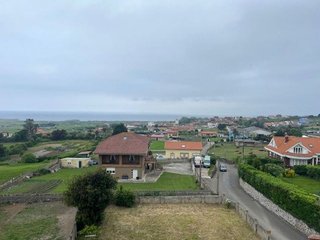 Ático en alquiler en Valdenoja - La Pereda en Santander