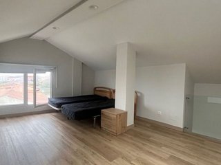 Ático en alquiler en Valdenoja - La Pereda en Santander