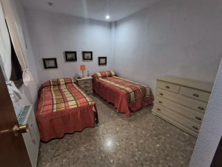 Alquiler semanal o larga temporada,800 euros mes