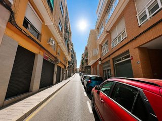 Local comercial en venta en Carolinas Bajas en Alicante