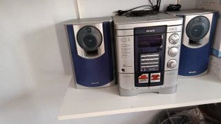 Minicadena Aiwa antigua
