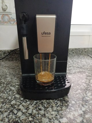 Cafetera Ufesa Senzazione Negra