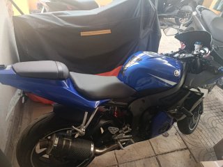 Yamaha R6
