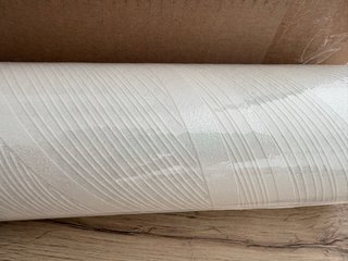 Papel pintado blanco con ondas