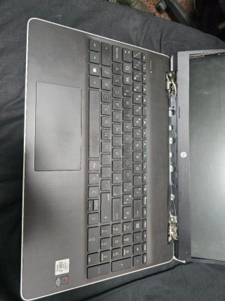 Portátil HP i7 15s-fq1012ns Plata/Negro