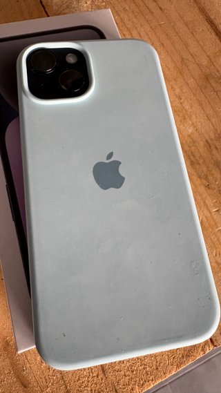 iPhone 14 128 GB Batería 84%