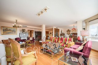 Piso en venta en Huerta del Rey en Valladolid