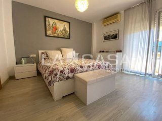 Chalet en venta en Montigalà -Sant Crist en Badalona
