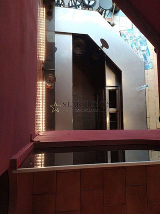 Bar en venta en El Camp de l'Arpa del Clot en Barcelona