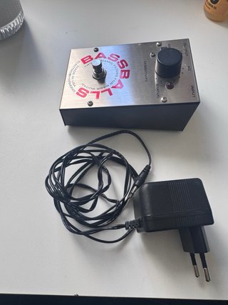 Electro Harmonix Bass Balls Pedal