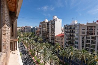 Ático en venta en Ensanche - Diputación en Alicante