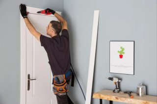 Instalación y montaje de puertas