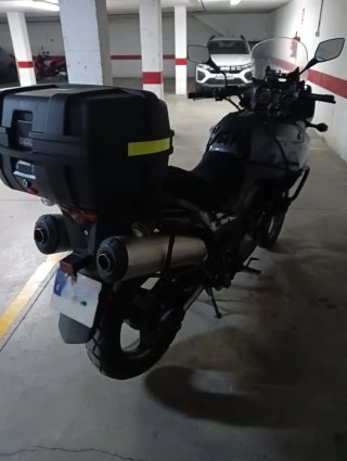 Suzuki V-Strom DL1000,año 2007.
