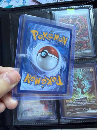 Carta Pokémon Mega Lucario EX Dorada