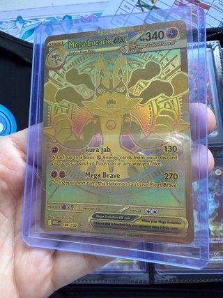 Carta Pokémon Mega Lucario EX Dorada