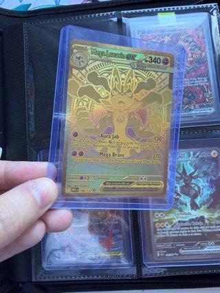 Carta Pokémon Mega Lucario EX Dorada