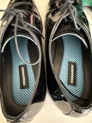 Mocasines DSQUARED2 charol negros