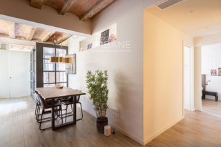 Piso en venta en El Raval en Barcelona