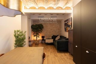 Piso en venta en El Raval en Barcelona