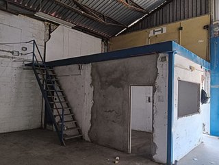 Nave industrial en alquiler en Palmete en Sevilla
