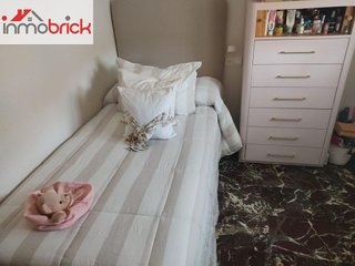 Chalet en venta en Lucena