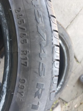 Neumáticos 245/45-R17