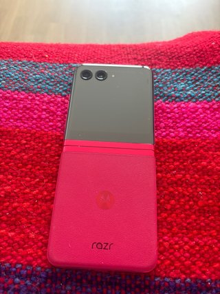 Motorola RAZR 40 Ultra Nero/Rosso