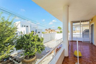 Casa en venta en Nueva Torrevieja - Aguas Nuevas en Torrevieja