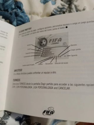 Libreto FIFA 2000 PlayStation EA Sports