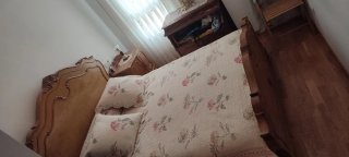 Habitación de madera maciza