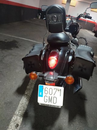 Kawasaki VN900 Classic Negra