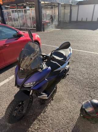 Aprilia SR GT 125 2022