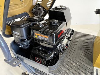 Retroexcavadora mini 600KG