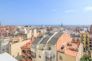 Piso en venta en Can Baró en Barcelona