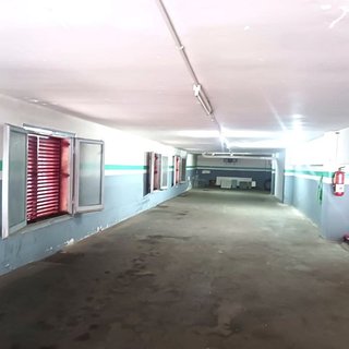 Local comercial en venta en Les Planes en Sant Joan Despí